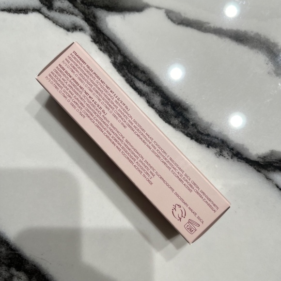 Wander On-the-Glow Blush and Illuminator - Nude & Strawberry Fields - NIB - Picture 2 of 10